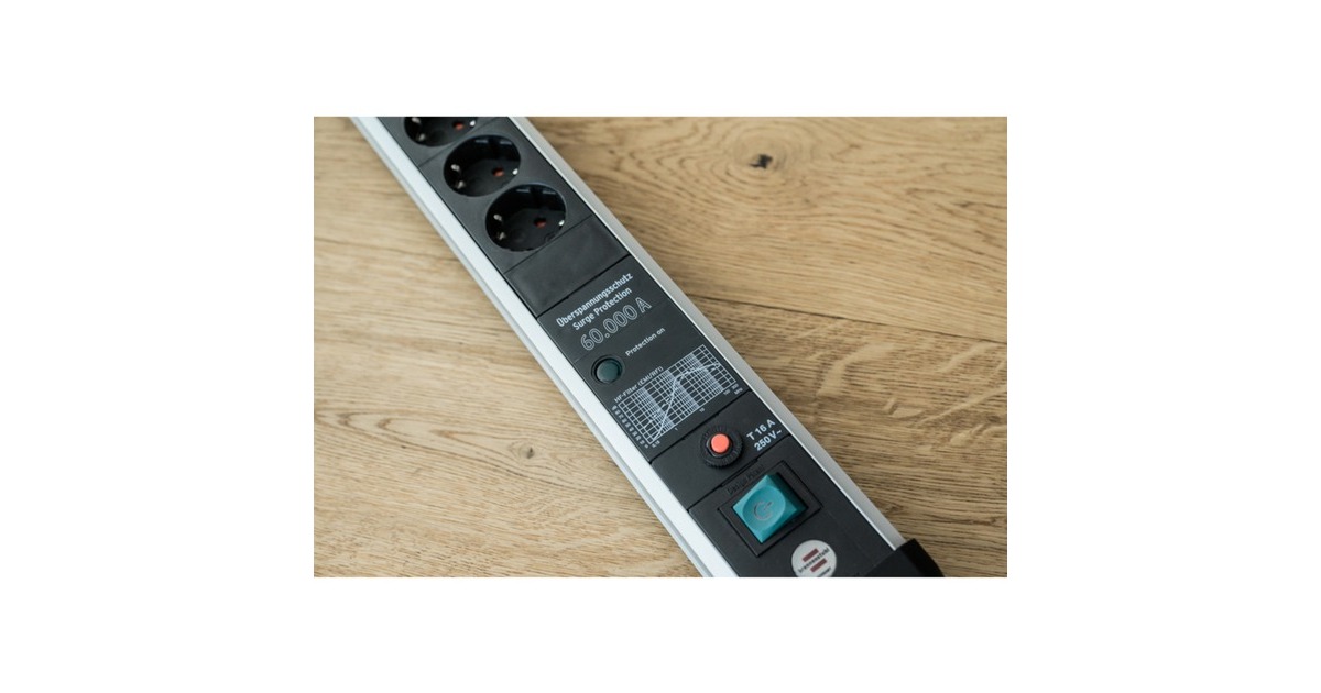 Brennenstuhl Premium-Protect-Line Steckdosenleiste 6-fach schwarz  