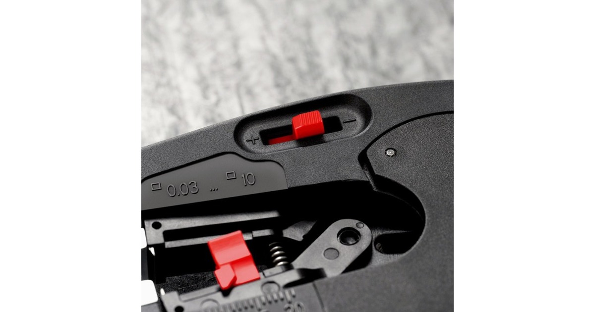KNIPEX NexStrip Elektriker-Multiwerkzeug, Abisolier-Zange schwarz/rot