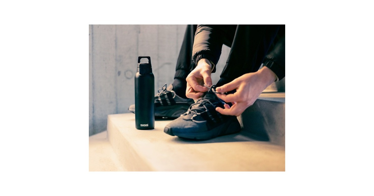SIGG_Hot___Cold_One_Light_Blac 