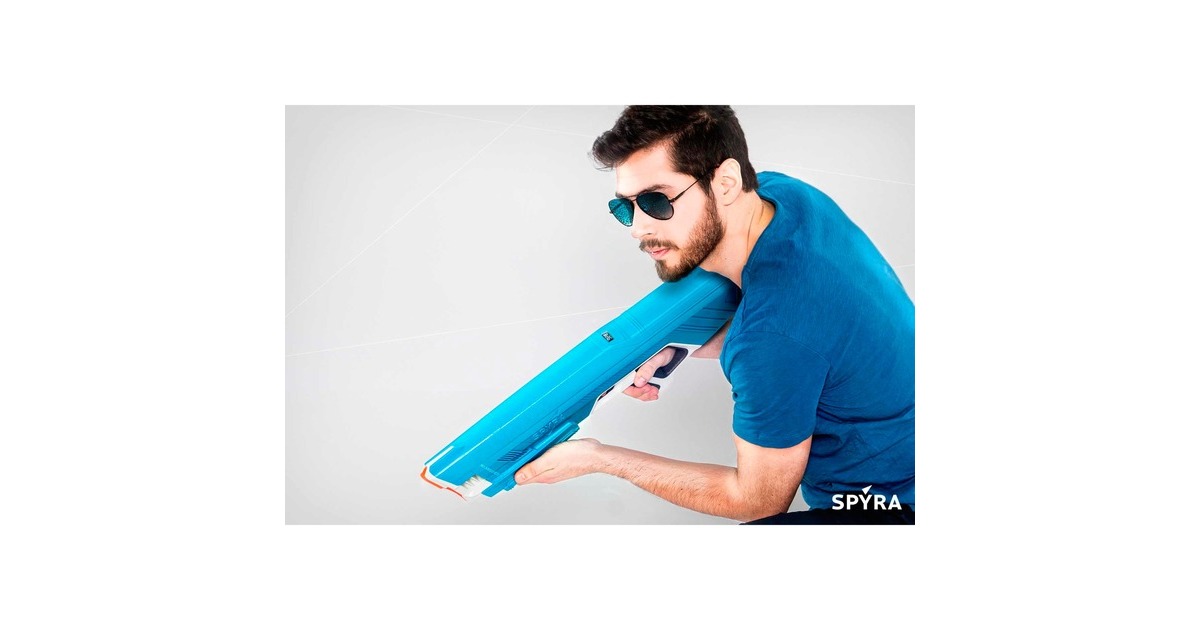 Spyra One: E-Wasserpistole mit Display und automatischem Druckaufbau