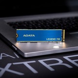 ADATA LEGEND 700 2 TB, SSD blau/gold, PCIe 3.0 x4, NVMe 1.3, M.2 2280