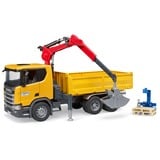 bruder 03551 Scania Super 560R Baustellen-LKW mit Kran und 2 Paletten, Modellfahrzeug 