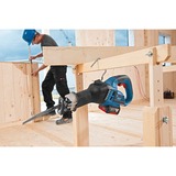 Bosch Akku-Säbelsäge GSA 18V-32 Professional solo, 18Volt blau/schwarz, ohne Akku und Ladegerät, im Koffer