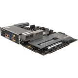 SAPPHIRE NITRO+ X870EA WIFI7 Phantom Link, Mainboard schwarz/silber
