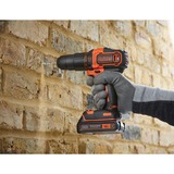 BLACK+DECKER Akku-Schlagbohrschrauber BCKSB04, 18Volt orange/schwarz, 2x Li-Ionen Akku 1,5Ah, Aufbewahrungsbox, 78-teiliges Zubehör-Set