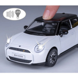 Jamara BMW Mini Cooper Diecast, Modellfahrzeug weiß, Maßstab 1:28, inkl. Knopfzellen, Rückzugmotor