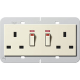 Gira Doppelsteckdose British Standard 13 Ampere weiß, Retail