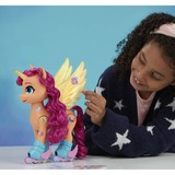 Hasbro My Little Pony: A New Generation Sing- und Skatespaß Sunny Starscout, Spielfigur 