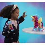Hasbro My Little Pony: A New Generation Sing- und Skatespaß Sunny Starscout, Spielfigur 