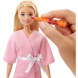 Mattel Barbie Wellness Gesichtsmasken Spielset mit Puppe (blond) mit Knete 