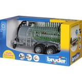 bruder 02020 Fliegl Fassanhänger mit Schleppschlauchverteiler, Modellfahrzeug 