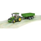 bruder 02108 John Deere 5115M, Modellfahrzeug grün/gelb, mit Bordwandanhänger