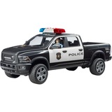 bruder 02505 RAM 2500 Polizei Pickup , Modellfahrzeug schwarz/weiß, Inkl. Polizist