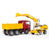 bruder 02751 MAN TGA Kipp-LKW, Modellfahrzeug rot/gelb, mit Liebherr Schaufelbagger