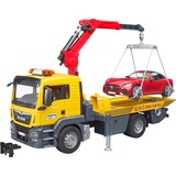 bruder MAN TGS Abschlepp-LKW mit Roadster, Modellfahrzeug gelb/rot