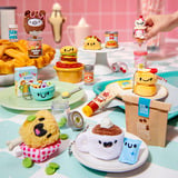 MGA Entertainment MGA's Miniverse - Make It Mini Plush DIY Food-Themed Plush Collectible Craft Kit, Basteln sortierter Artikel