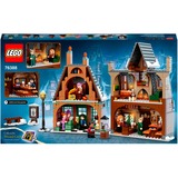 LEGO 76388 Harry Potter Besuch in Hogsmaede, Konstruktionsspielzeug Spielzeug ab 8 Jahren, Set zum 20. Jubiläum mit Ron als goldene Minifigur