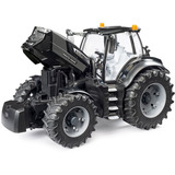 bruder DEUTZ-FAHR 8280 TTV Warrior, Modellfahrzeug 