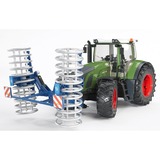 bruder 02222 LEMKEN Frontpacker VarioPack K, Modellfahrzeug silber/blau