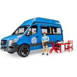bruder 02684 MB Sprinter Camper mit Fahrer, Modellfahrzeug blau