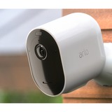 Arlo Pro 3 2K QHD Sicherheitssystem mit 2 Kameras + SmartHub, Überwachungskamera weiß