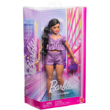 Mattel Barbie Deluxe Style im violetten Metallic Outfit, Puppe 