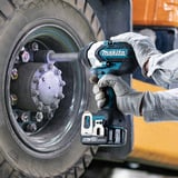 Makita Akku-Schlagschrauber DTW1005Z, 18Volt blau/schwarz, ohne Akku und Ladegerät, mit 138mm Langschaft 3/4"-Vierkant
