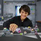 Moose Toys MrBeast Lab Swarms S3 Mega Lab 14 Pack - Biting Hot Sauce, Spielfigur sortierter Artikel