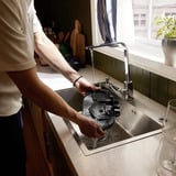 Roborock Qrevo 5AE, Saugroboter schwarz, Mit Multifunktions-Dockingstation