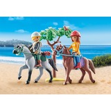 PLAYMOBIL 71470 Horses of Waterfall Starter Pack Reitausflug an den Strand mit Amelia und Ben, Konstruktionsspielzeug 