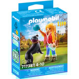 PLAYMOBIL 71738 My Life Frau mit Sennenhund, Konstruktionsspielzeug 
