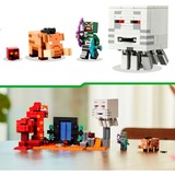 LEGO 21255 Minecraft Hinterhalt am Netherportal, Konstruktionsspielzeug 