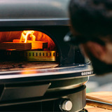 Gozney Pizzaofen Dome Gen 2.0 Dual Fuel Off Black, 16" schwarz (matt), für 1 Pizza bis Ø 40cm, 2 Pizzen bis Ø 25cm