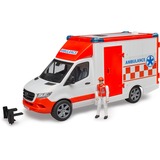 bruder 02676 MB Sprinter Ambulanz mit Fahrer, Modellfahrzeug rot/weiß