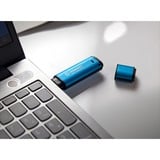 Kingston IronKey Vault Privacy 50 128 GB, USB-Stick hellblau/schwarz, USB-A 3.2 Gen 1