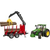 bruder 03154 John Deere 7R 350 m Rückeanhänger, Modellfahrzeug grün/rot, Inkl. 4 Baumstämmen