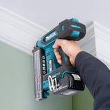 Makita Akku-Stauchkopfnagler DBN501Z, 18Volt blau/schwarz, ohne Akku und Ladegerät