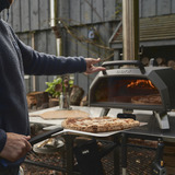 Ooni Karu 2 Pro Pizzaofen schwarz/edelstahl, Multi-Brennstoff, für Pizzen bis ca. Ø 40cm