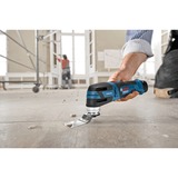 Bosch Akku-Multi-Cutter GOP 12V-28 Professional, 12Volt, Multifunktions-Werkzeug blau/schwarz, 2x Li-Ionen Akku 3,0Ah, in L-BOXX