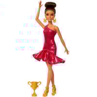 Mattel Turniertänzerin Modepuppe mit Tanzpokal Zubehör braun
