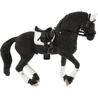 Schleich Horse Club Friese Hengst Reitturnier, Spielfigur 