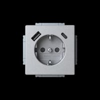 4011395329313 - Schutzkontakt Steckdose mit USB-A und USB-C Anschluss